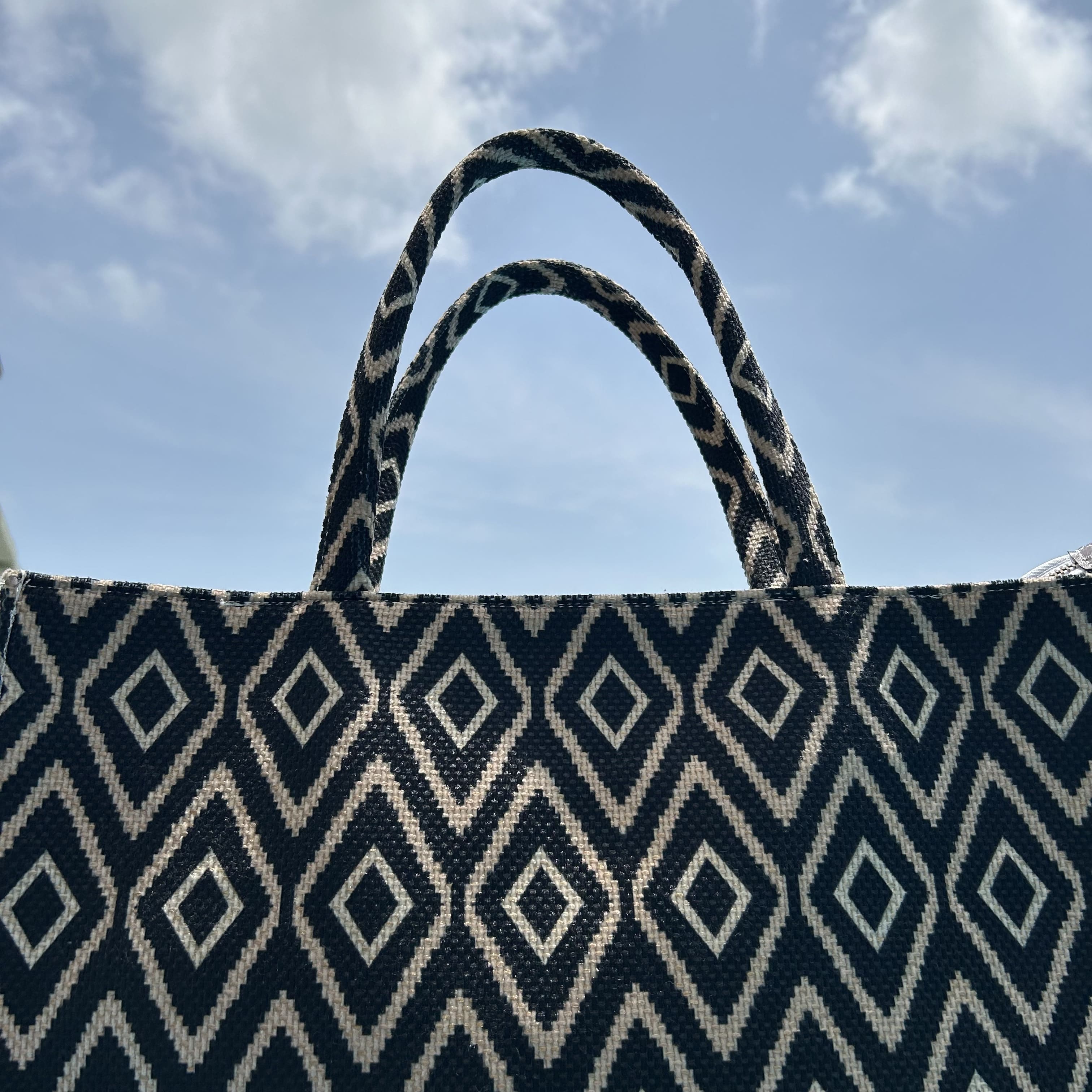 Olivia Tote Bag (Large)