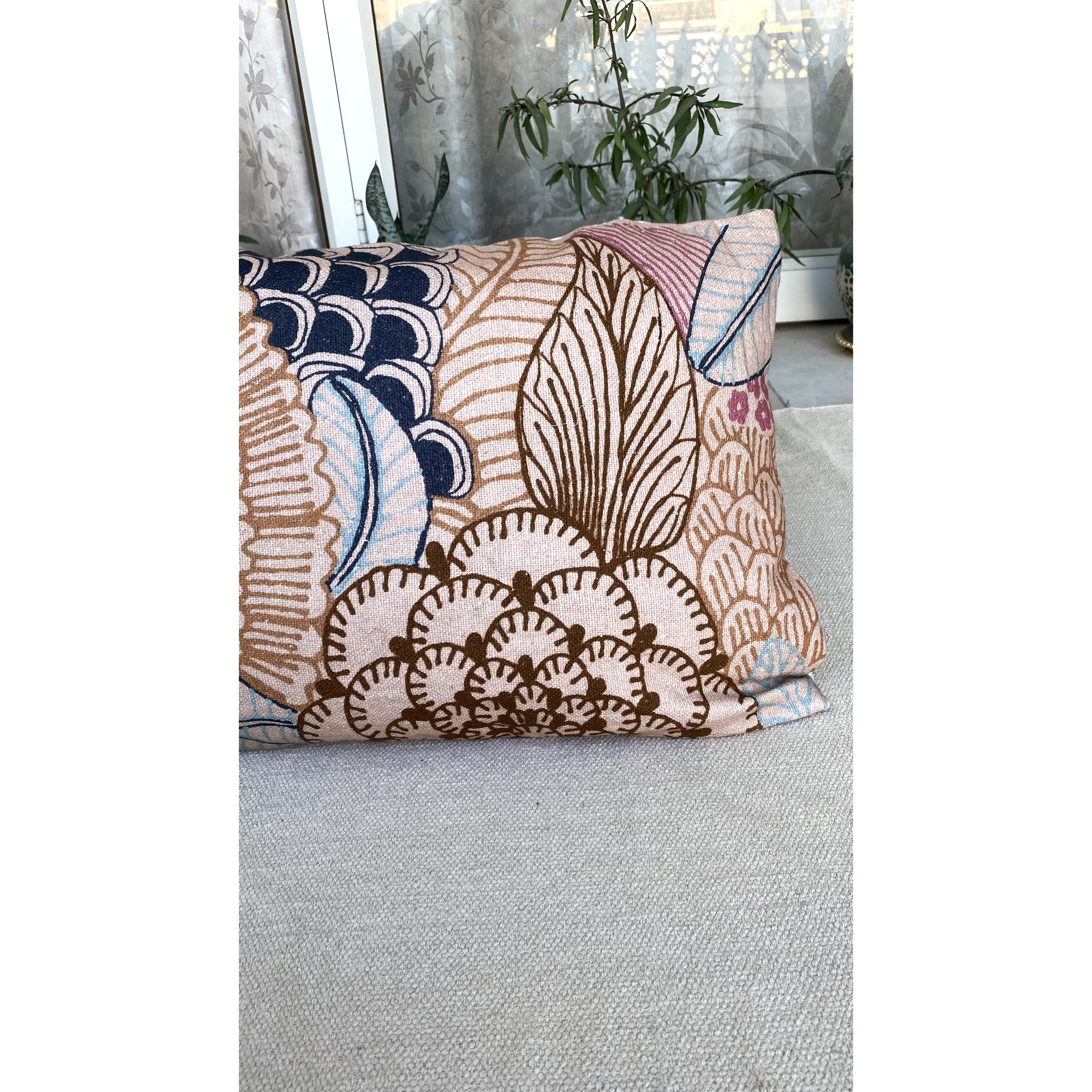 Tropical Vibe Pillow Cover